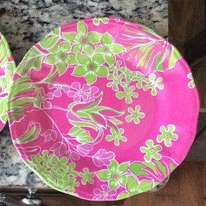 EUC LILLY PULITZER MELAMINE PLATES - Luscious
